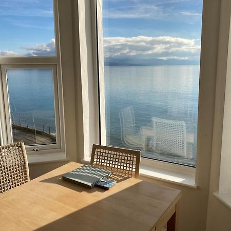 Marine Terrace Apartments Criccieth Kültér fotó