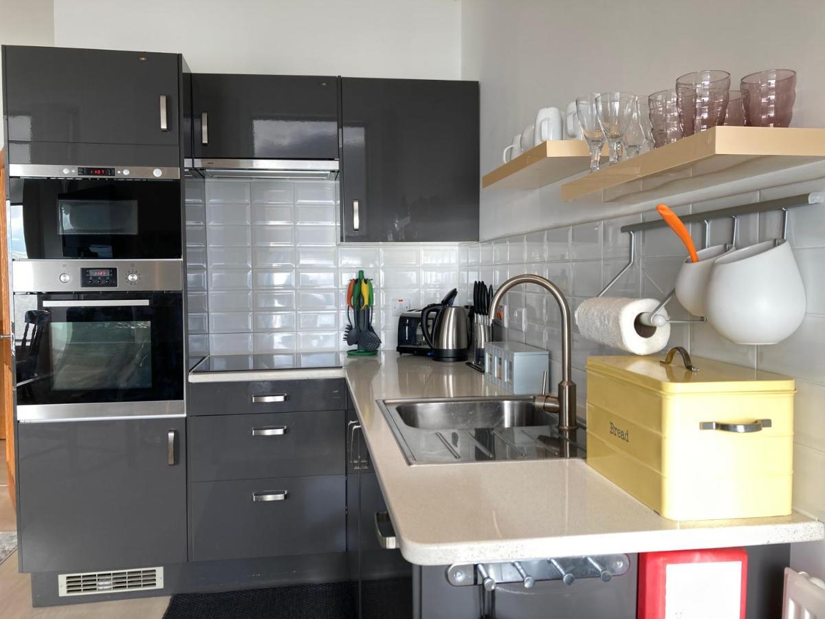 Marine Terrace Apartments Criccieth Kültér fotó