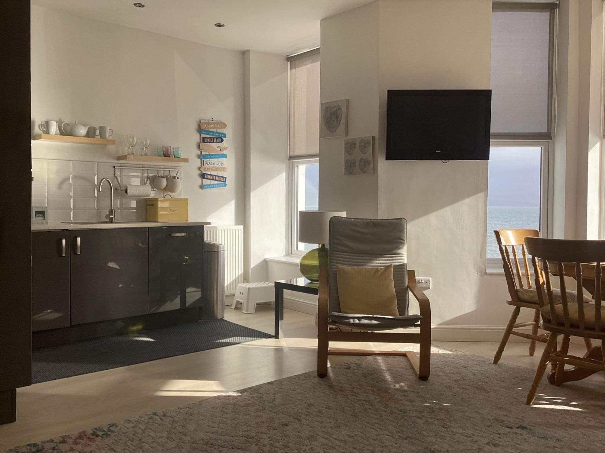Marine Terrace Apartments Criccieth Kültér fotó