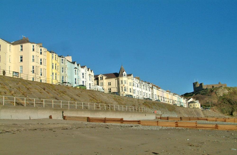 Marine Terrace Apartments Criccieth Kültér fotó